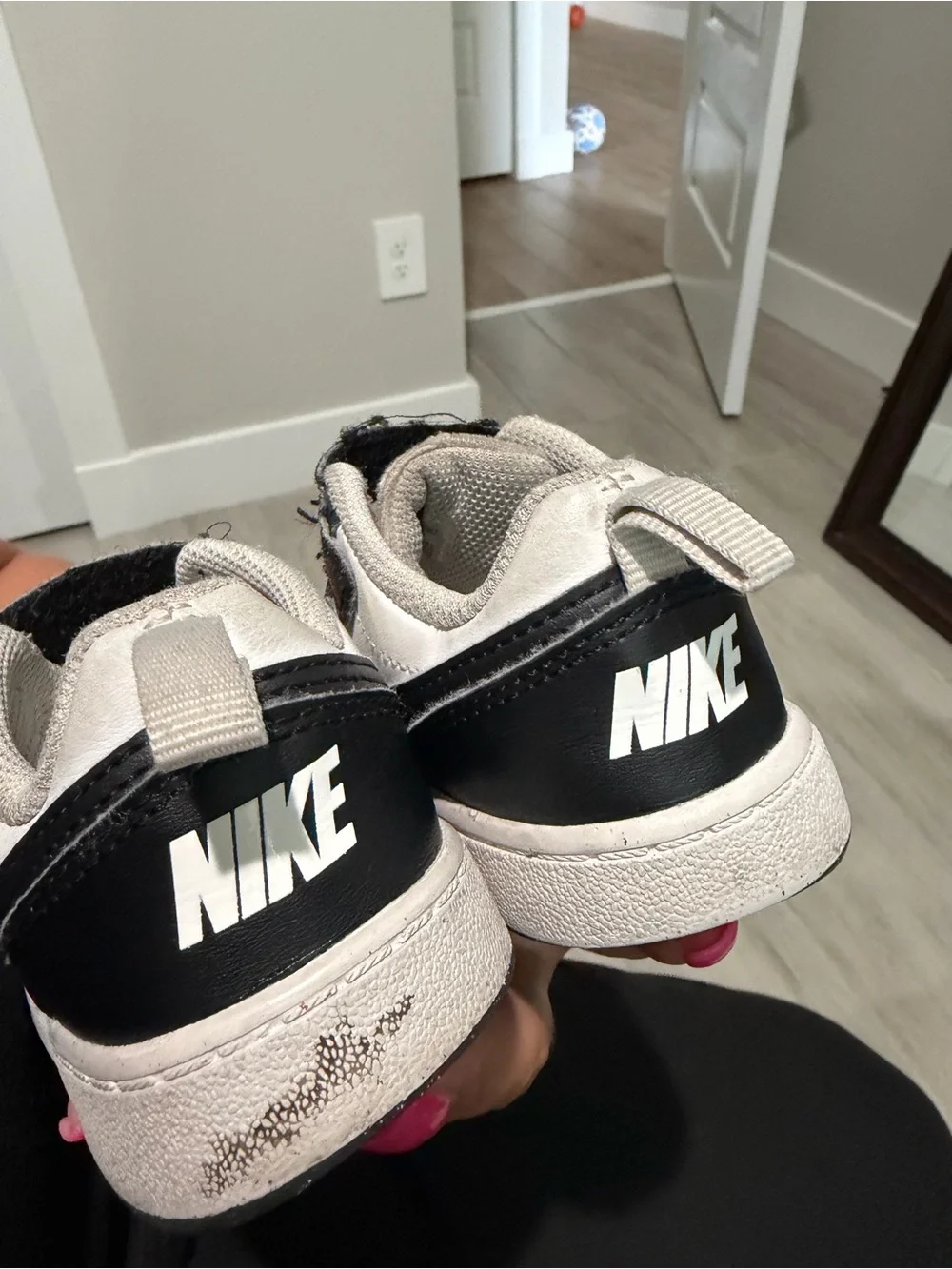 Nike Court Borough Low 2 Kids Black White Sneakers Velcro Strap